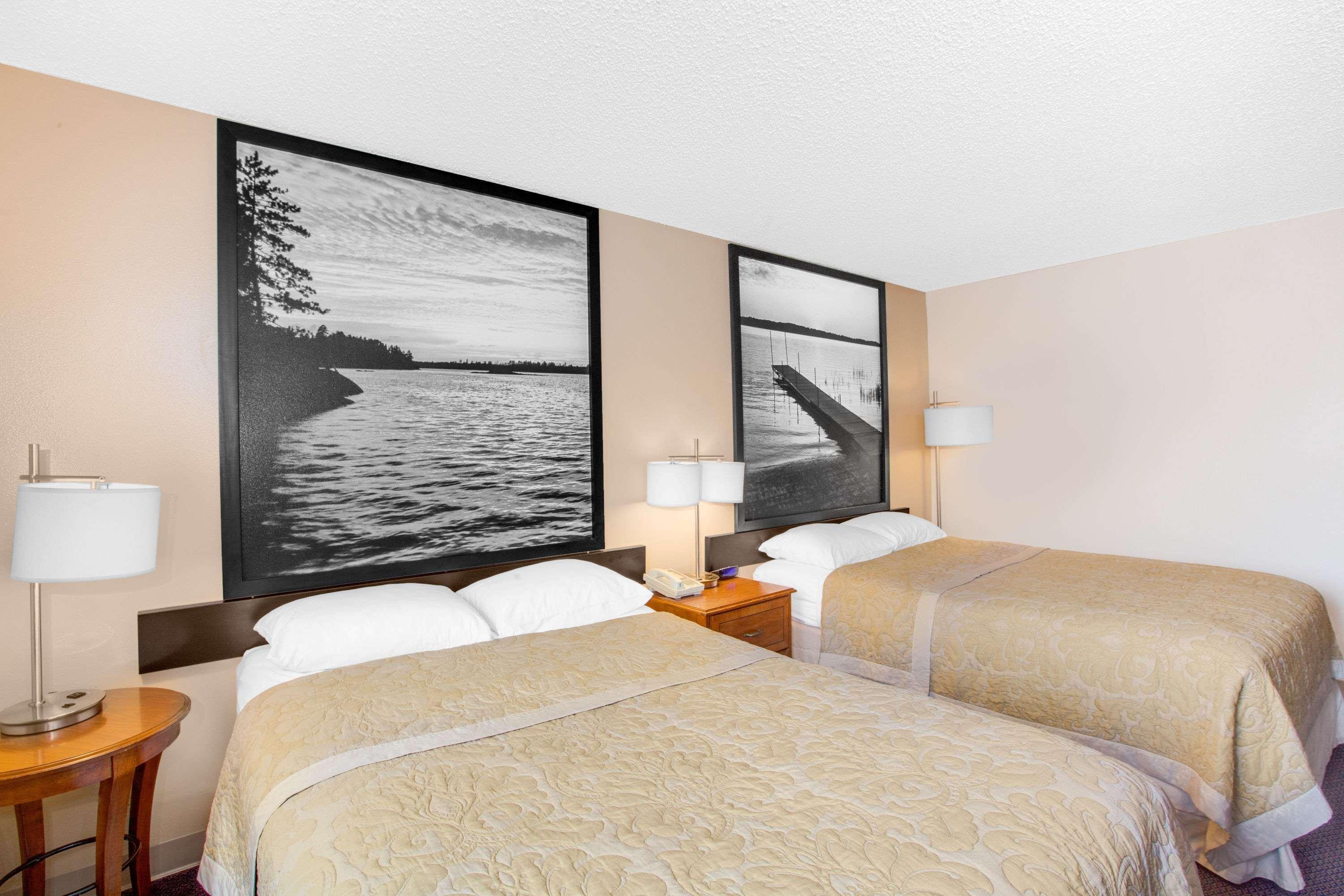 Super 8 By Wyndham Clear Lake Exteriör bild